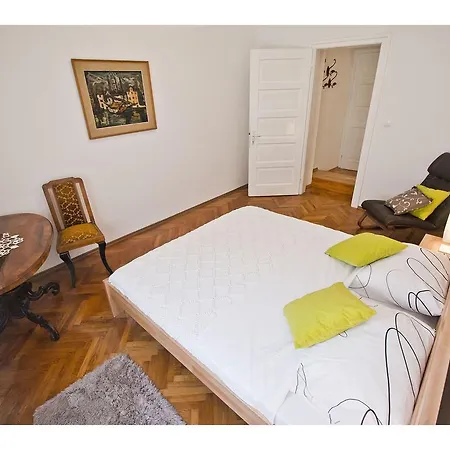 Apartament Grand